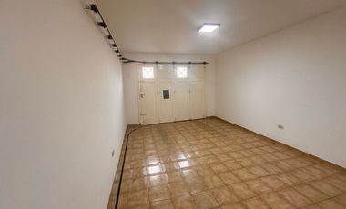 VENTA PH 4 AMB. COCHERA P/2 Y QUINCHO APTO CREDITO