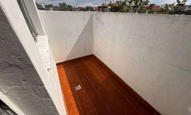 VENTA PH 4 AMB. COCHERA P/2 Y QUINCHO APTO CREDITO