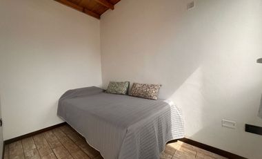 VENTA PH 4 AMB. COCHERA P/2 Y QUINCHO APTO CREDITO
