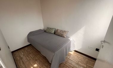 VENTA PH 4 AMB. COCHERA P/2 Y QUINCHO APTO CREDITO