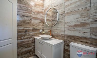 VENTA CASA EN SENDEROS III COSTA ESMERALDA