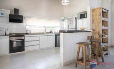 VENTA CASA EN SENDEROS III COSTA ESMERALDA
