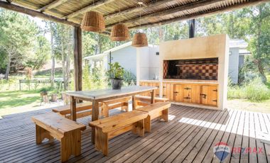 VENTA CASA EN SENDEROS III COSTA ESMERALDA
