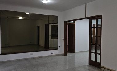 VENTA DEPARTAMENTO 4 AMB y 5cocheras en S. Miguel