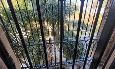 CHALET, 2 PLANTAS DE 9 AMBIENTES UNICO EN SU ZONA