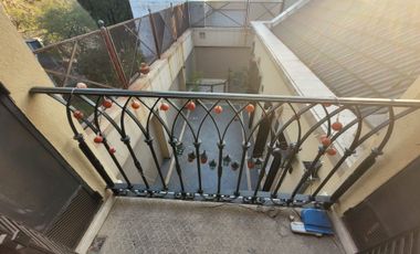 CHALET, 2 PLANTAS DE 9 AMBIENTES UNICO EN SU ZONA