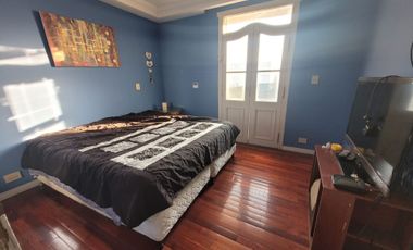 CHALET, 2 PLANTAS DE 9 AMBIENTES UNICO EN SU ZONA