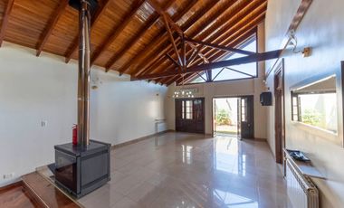 VENTA - CASA 5 AMB. SAN MIGUEL PERMUTA