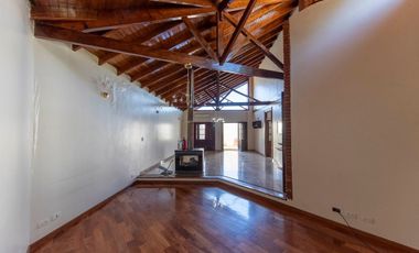 VENTA - CASA 5 AMB. SAN MIGUEL PERMUTA