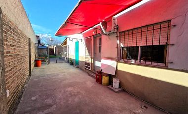 VENTA CASA, LOCAL EXCELENTE UBICACION, PONTEVEDRA