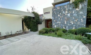 Casa en Arriendo en Condominio Hacienda de Chicureo