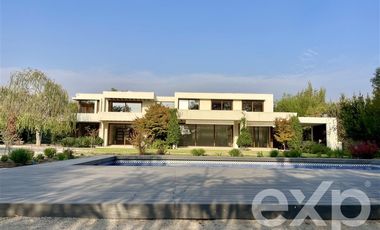 Casa en Arriendo en Condominio Hacienda de Chicureo