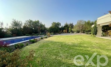 Casa en Arriendo en Condominio Hacienda de Chicureo