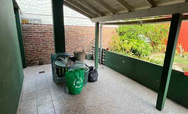 CASA 3 AMBIENTES OPORTUNIDAD