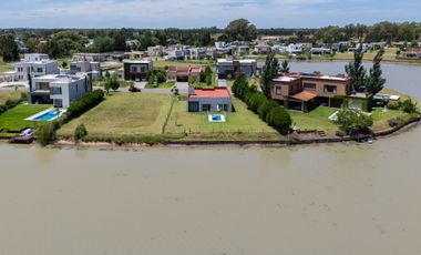 CASA EN VENTA SAN ELISEO CON VISTA AL LAGO