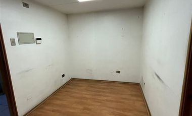 Oficina en Arriendo en Metro El Golf