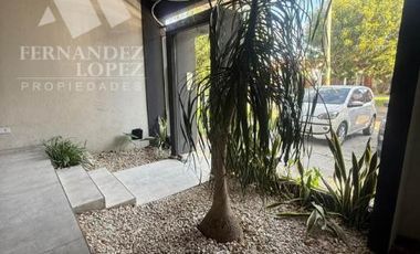 Piso en venta en Bernal Centro