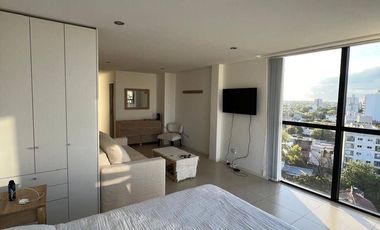 19 y 44-Pza Azcuénaga-Semipiso de categoría amoblado en alquiler