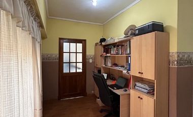 Casa en venta en Bernal Oeste