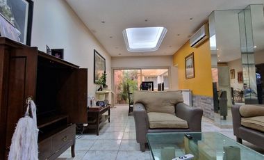 VENTA CASA 2 DORMITORIOS APTA CREDITO EN CAPITAL