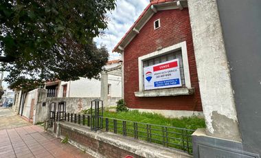 CASA EN VENTA A RECICLAR 2 DORMITORIOS QUILMES