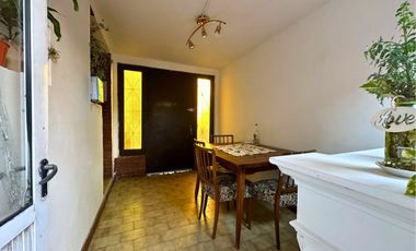 CASA EN VENTA A RECICLAR 2 DORMITORIOS QUILMES