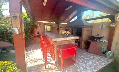 ARRIENDO CASA AMOBLADA EN CHICUREO