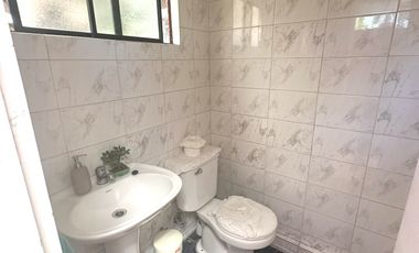 ARRIENDO CASA AMOBLADA EN CHICUREO