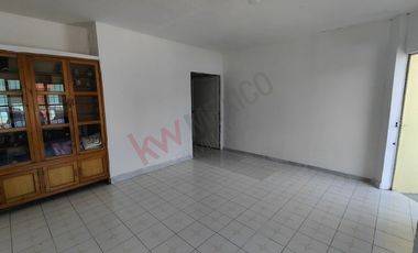 Casa en venta a 5 cuadras del parque central de Berriozabal