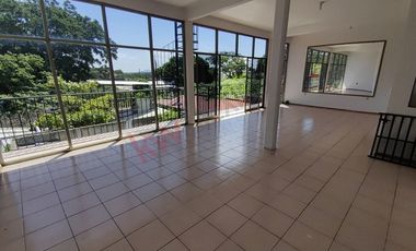 Casa en venta a 5 cuadras del parque central de Berriozabal