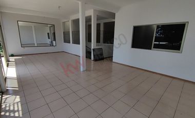 Casa en venta a 5 cuadras del parque central de Berriozabal