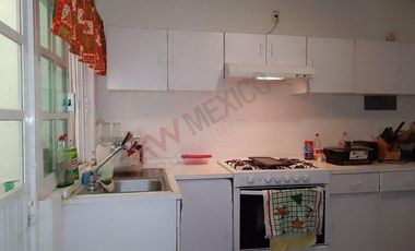 Casa en venta en privada cerrada en El Fracc. El Diamante.