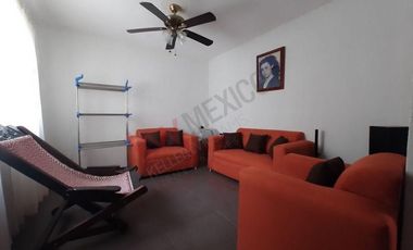 Casa en venta en privada cerrada en El Fracc. El Diamante.