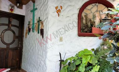 Casa con Departamentos en venta en Fracc.La Paz, San Cristóbal