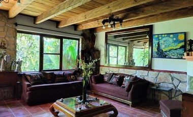 Casa con Departamentos en venta en Fracc.La Paz, San Cristóbal