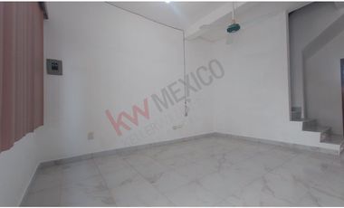 Oficina/Local en renta en 2 sur poniente frente al Parque Morelos Bicentenario