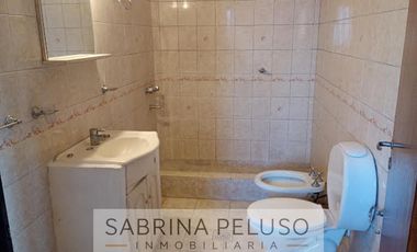 ALQUILER CASA 4 amb. a 200mts. Shopping Nine-Moreno