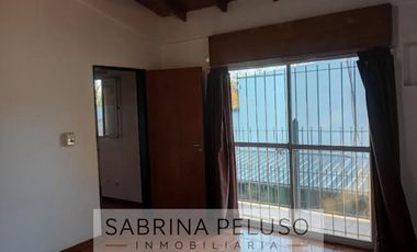 ALQUILER CASA 4 amb. a 200mts. Shopping Nine-Moreno