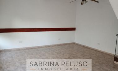 ALQUILER CASA 4 amb. a 200mts. Shopping Nine-Moreno