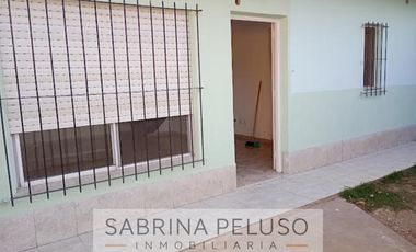ALQUILER CASA 4 amb. a 200mts. Shopping Nine-Moreno