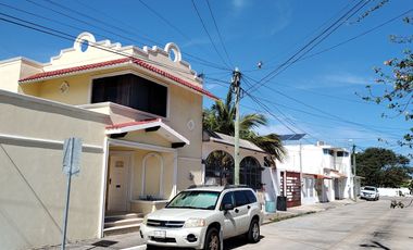 CASA EN RENTA EN FRACCIONAMIENTO SANTA RITA, CIUDAD DEL CARMEN CAMPECHE.