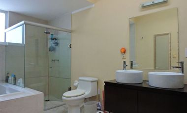 Venta de casa en condominio en colonia Del Valle, Providencia 912