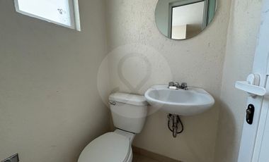 Casa en renta en Coaxustenco