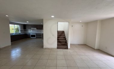 Casa en renta en Coaxustenco