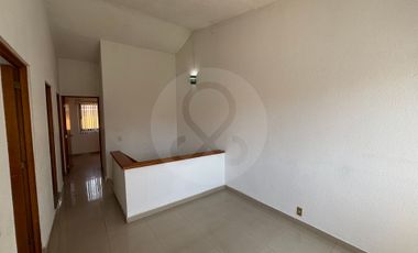 Rincon de San Gabriel  Casa en condominio en renta en Rincón de San Gabriel