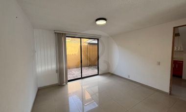 Rincon de San Gabriel  Casa en condominio en renta en Rincón de San Gabriel