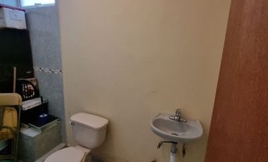 Residencia en Venta con jardines, Casa Club, GYM y Cancha de Tenis