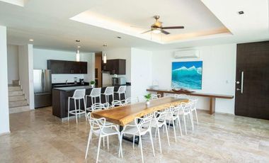 Penthouse Amueblado en Venta en Chixchulub Frente al Mar