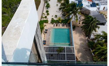 Penthouse Amueblado en Venta en Chixchulub Frente al Mar