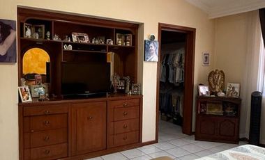 CASA EN VENTA EN LA ESTANCIA $ 12998,000 pesos